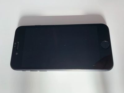 Лот: 16727689. Фото: 1. iPhone 7 32gb чёрный. Смартфоны