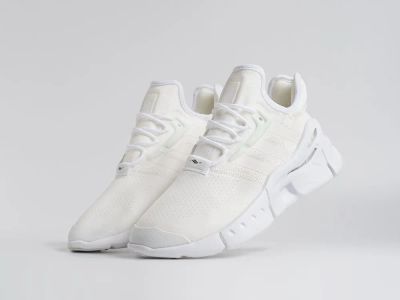 Лот: 25408747. Фото: 1. Кроссовки Adidas adiFOM Flux. Кеды, кроссовки, слипоны