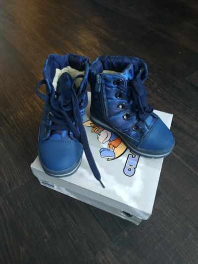 Лот: 18035266. Фото: 1. Ботинки для мальчика зимние синие. Ботинки