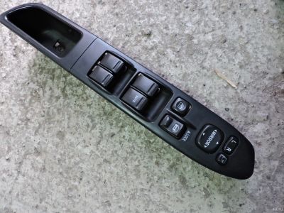 Лот: 12525553. Фото: 1. блок управления стеклоподъёмниками... Электрооборудование