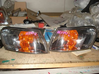 Лот: 3473304. Фото: 1. Поворотник (габарит) Toyota Corolla... Оптика и освещение