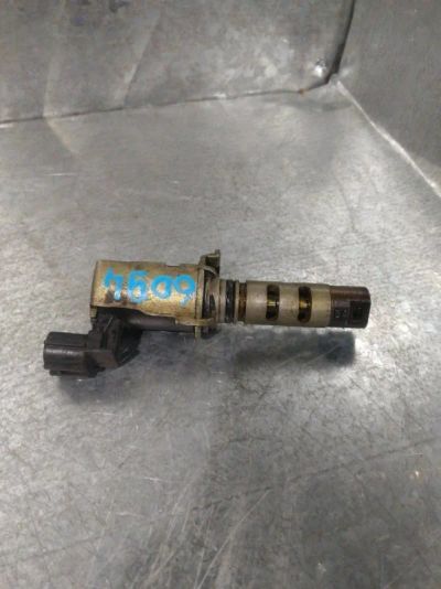 Лот: 17085154. Фото: 1. Клапан vvti Toyota Celica ZZT231... Электрооборудование