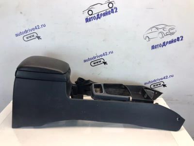Лот: 21704486. Фото: 1. подлокотник Kia Sorento BL. Другое (автозапчасти)