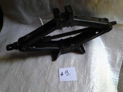 Лот: 5688476. Фото: 1. домкрат №9 с контрактного авто... Домкраты