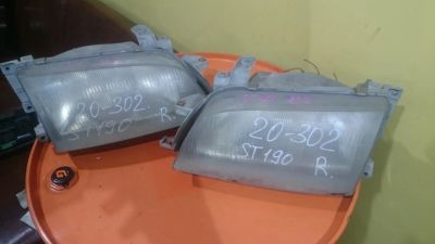 Лот: 7948150. Фото: 1. Фара правая Toyota 20-302 контракт... Оптика и освещение