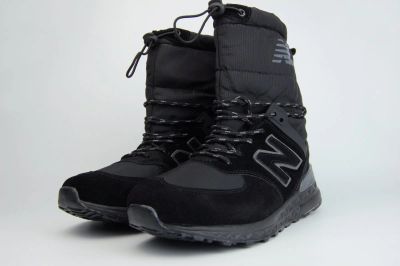 Лот: 16959645. Фото: 1. Сапоги New Balance Fur Triple... Сапоги
