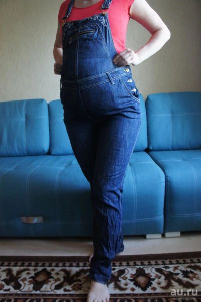 Лот: 10179872. Фото: 1. Комбинезон джинсовый для беременных... Брюки, капри, комбинезоны