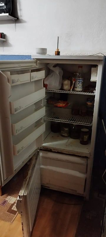 Лот: 25886107. Фото: 1. Холодильник 2-х камерный Бирюса... Холодильники, морозильные камеры