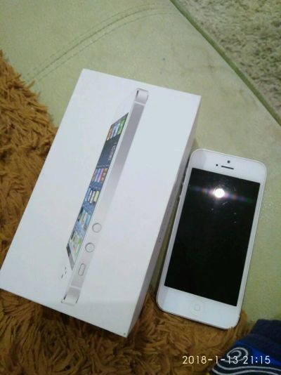 Лот: 10885382. Фото: 1. iphone 5 нерабочий. Смартфоны