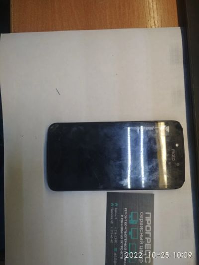 Лот: 19639388. Фото: 1. Смартфон Motorola Moto C Plus... Смартфоны