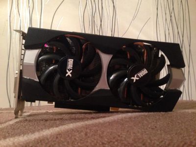 Лот: 10784210. Фото: 1. Sapphire Radeon R9 270X 1020Mhz... Видеокарты