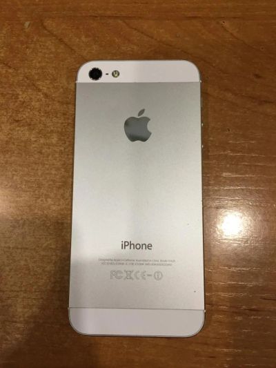 Лот: 9336604. Фото: 1. iPhon 5. Смартфоны
