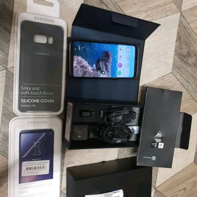 Лот: 12146597. Фото: 1. Samsung s8 64gb на гарантии. Смартфоны