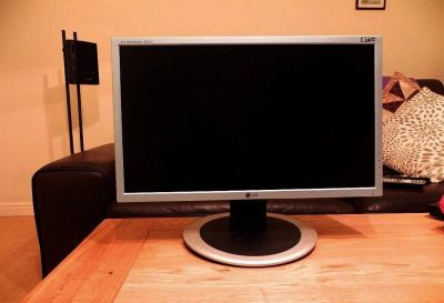 Лот: 17522092. Фото: 1. 19" Монитор LG L194WT. ЖК-мониторы