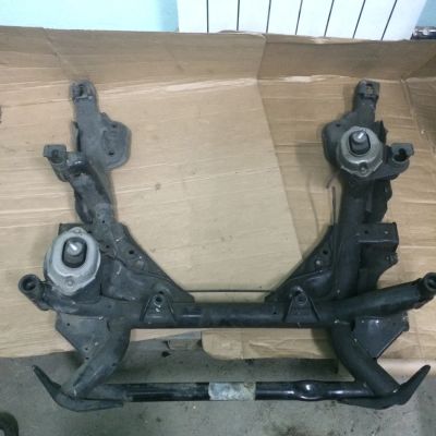 Лот: 9023681. Фото: 1. Подрамник, балка передняя BMW... Кузов