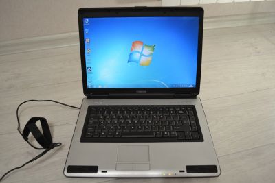 Лот: 18131086. Фото: 1. Ноутбук Toshiba Satellite L40-14B... Ноутбуки