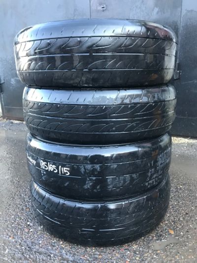 Лот: 15831824. Фото: 1. dunlop 195/65/15 4 шт. целые... Шины