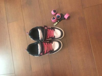 Лот: 11134479. Фото: 1. Кроссовки с роликами Heelys на... Кеды, кроссовки