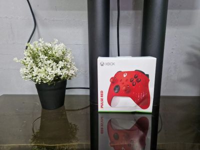 Лот: 25778084. Фото: 1. Геймпад Xbox Series S/X/ONE/PC... Игровые приставки, консоли