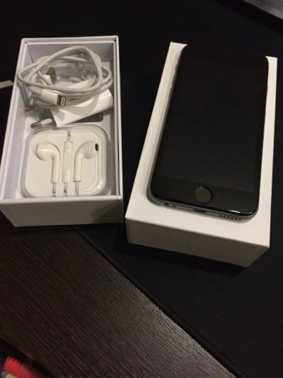 Лот: 11216350. Фото: 1. iPhone 6, 16gb grey. Смартфоны