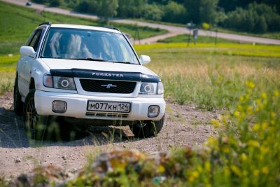 Лот: 4259688. Фото: 1. Subaru Forester 1998 не турбо... Автомобили