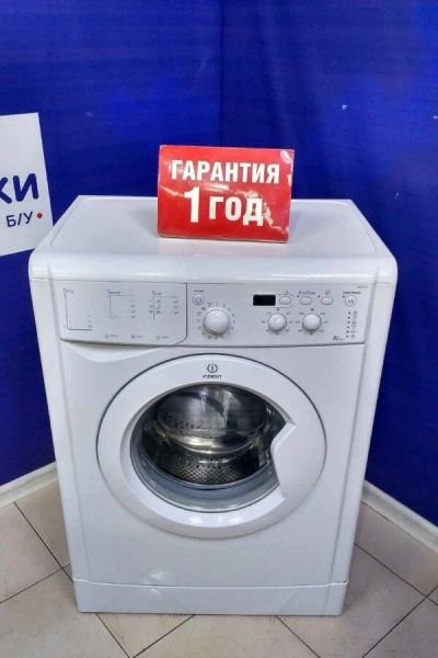 Лот: 17136329. Фото: 1. Стиральная машина indesit iwsd... Стиральные машины