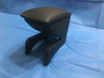 Лот: 17528334. Фото: 1. Подлокотник Honda Civic ES 2000... Салон