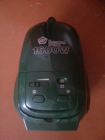 Лот: 7114856. Фото: 1. хороший германский пылесос Domotec. Пылесосы, паровые швабры