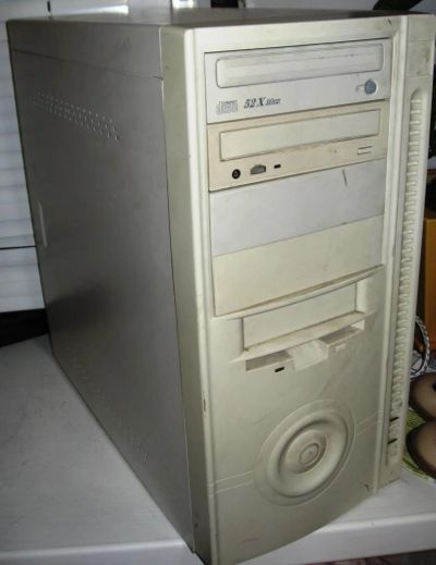 Лот: 4242548. Фото: 1. системник pentium 4 2800 Mhz. Компьютеры в сборе