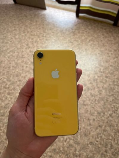 Лот: 22993985. Фото: 1. iPhone XR 64 ГБ. Смартфоны