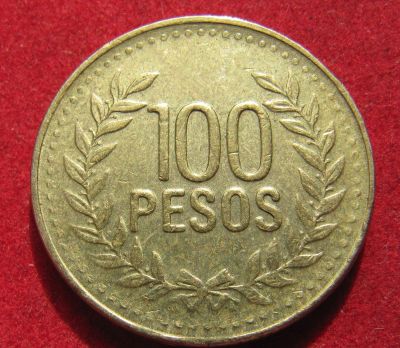Лот: 18855670. Фото: 1. Колумбия 100 песо, 2011 г. Остальные страны