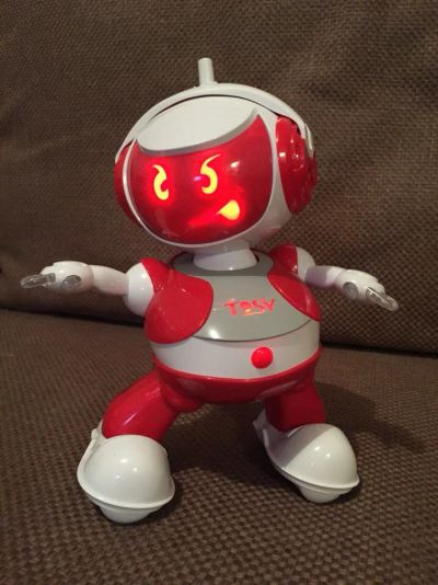 Лот: 6840119. Фото: 1. Танцующий робот Tosy Disco Robo. Электронные