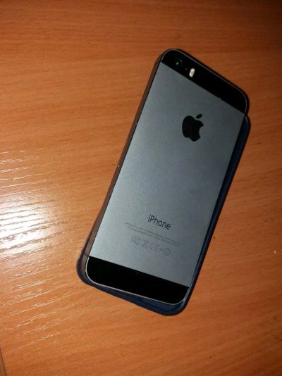 Лот: 12076005. Фото: 1. iPhone 5s. Смартфоны