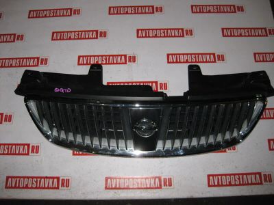 Лот: 20895849. Фото: 1. Решетка радиатора Nissan Bluebird... Кузов