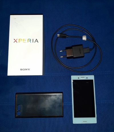 Лот: 12799977. Фото: 1. Sony Xperia X Compact. Смартфоны