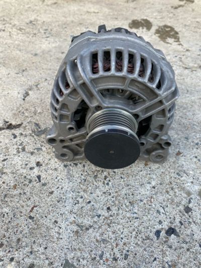 Лот: 19256663. Фото: 1. Генератор Volkswagen 140A VAG... Электрооборудование