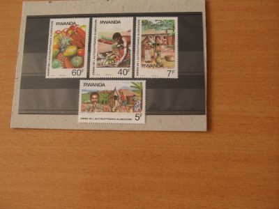 Лот: 12039681. Фото: 1. Чистая серия из 4-х марок Руанды... Марки
