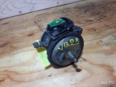 Лот: 18537208. Фото: 1. Подушка двигателя Nissan Cedric... Двигатель и элементы двигателя