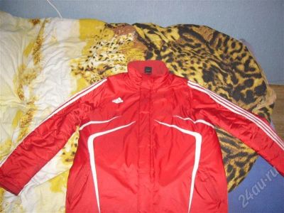Лот: 582460. Фото: 1. пухан adidas. Верхняя одежда