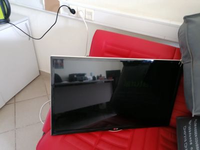 Лот: 16215386. Фото: 1. Телевизор LG 32LN536U. Телевизоры