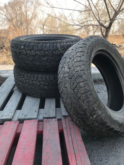 Лот: 15843803. Фото: 1. Шины 2шт+1 265/60/18 265/60 R18... Шины