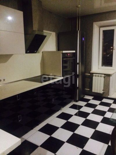 Лот: 20610938. Фото: 1. Продам 3-комн. кв. 72.7 кв.м... Квартиры, студии