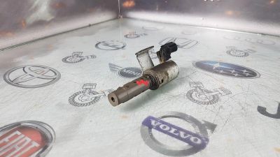 Лот: 23586419. Фото: 1. Клапан VVT-i Subaru Impreza EL154... Двигатель и элементы двигателя