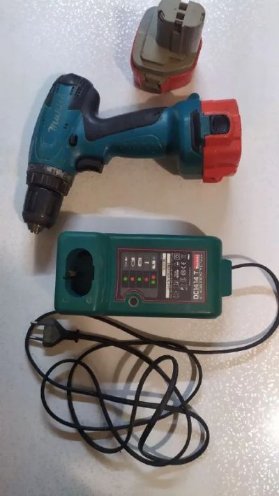 Лот: 20854427. Фото: 1. Дрель - шуруповерт Makita 6271... Электроинструмент