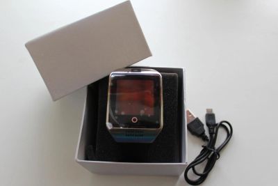 Лот: 10683742. Фото: 1. SmartWatch, идеальный подарок... Смарт-часы, фитнес-браслеты, аксессуары