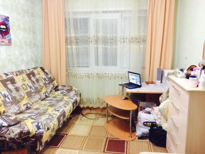 Лот: 5508331. Фото: 1. Сдам гостинку в Роще, Устиновича... Квартиры, студии