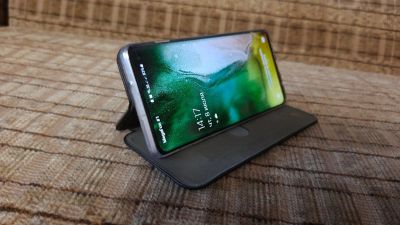 Лот: 17869773. Фото: 1. Samsung galaxy s10. Смартфоны