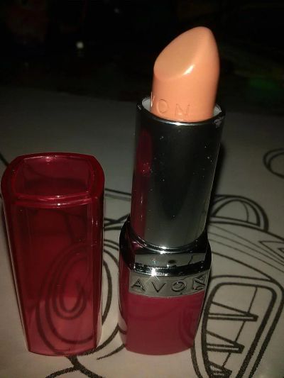 Лот: 8336217. Фото: 1. Новая губная помада AVON. Макияж