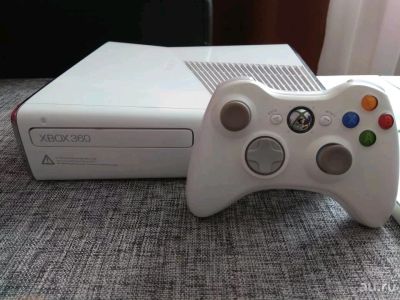 Лот: 13637091. Фото: 1. Xbox 360. Игровые приставки, консоли