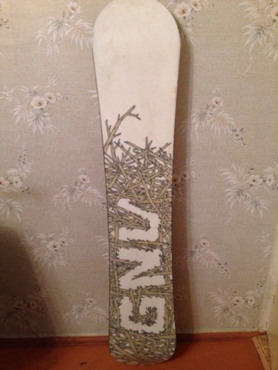 Лот: 4960688. Фото: 1. Сноуборд GNU 161см. Сноуборды